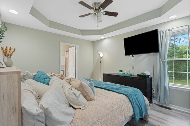 1209 Wesley Ct, Lawrenceburg, TN 38464