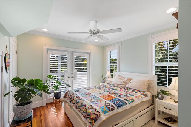 807 Washington St Apt 101, Key West, FL 33040