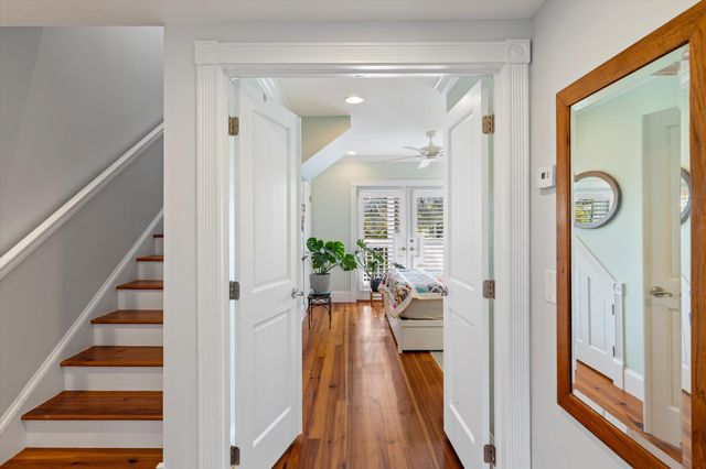 807 Washington St Apt 101, Key West, FL 33040