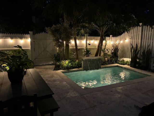 807 Washington St Apt 101, Key West, FL 33040