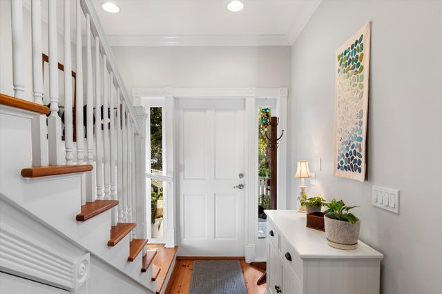 807 Washington St Apt 101, Key West, FL 33040