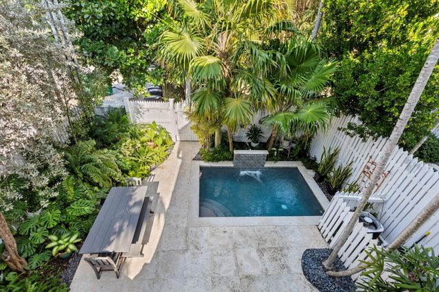 807 Washington St Apt 101, Key West, FL 33040