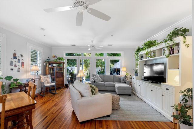 807 Washington St Apt 101, Key West, FL 33040