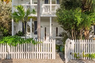 807 Washington St Apt 101, Key West, FL 33040