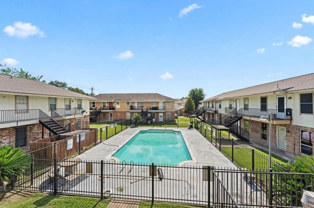 3316 Burke Road 43, Pasadena, TX 77504