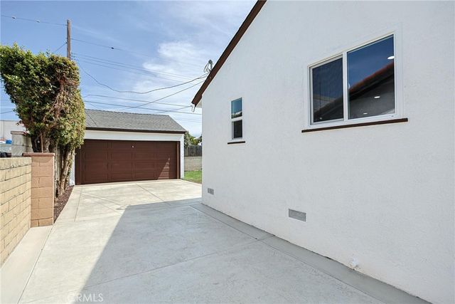 828 Tola St., Montebello, CA 90640