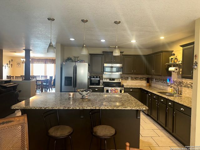 17199 Irongate Rail, San Antonio, TX 78247