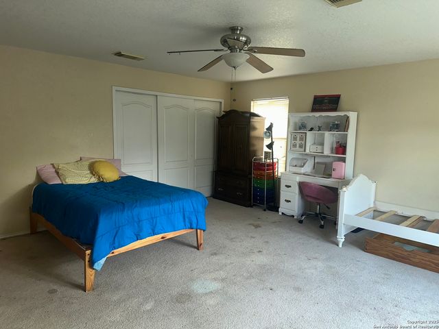 17199 Irongate Rail, San Antonio, TX 78247