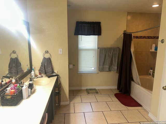 17199 Irongate Rail, San Antonio, TX 78247