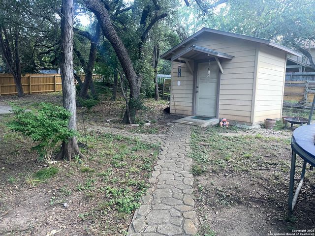 17199 Irongate Rail, San Antonio, TX 78247