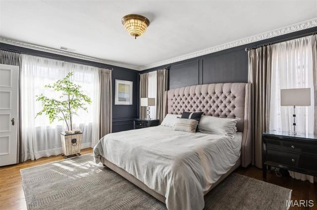 62 Lake Forest Drive, Richmond Heights, MO 63117