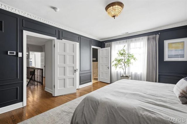 62 Lake Forest Drive, Richmond Heights, MO 63117