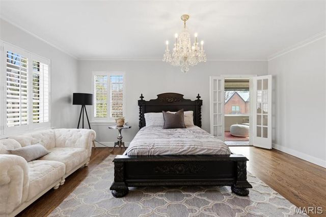 62 Lake Forest Drive, Richmond Heights, MO 63117