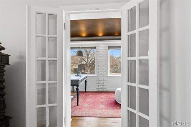 62 Lake Forest Drive, Richmond Heights, MO 63117