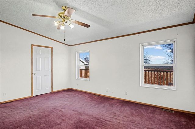 7473 Rawlins Road, Atchison, KS 66002