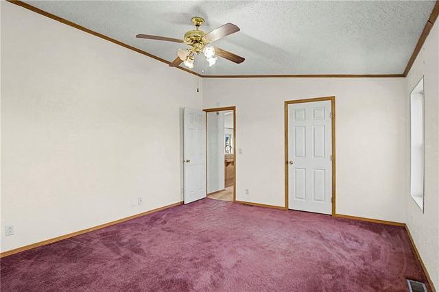 7473 Rawlins Road, Atchison, KS 66002