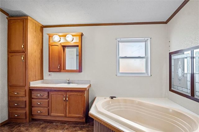 7473 Rawlins Road, Atchison, KS 66002