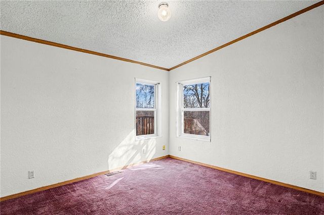 7473 Rawlins Road, Atchison, KS 66002