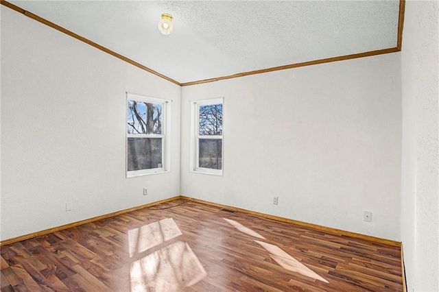 7473 Rawlins Road, Atchison, KS 66002