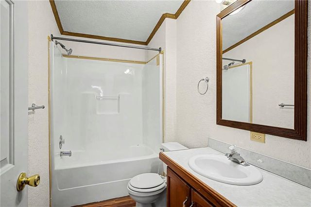 7473 Rawlins Road, Atchison, KS 66002