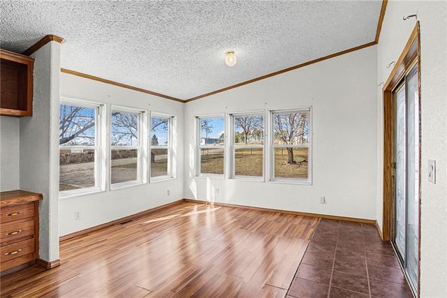 7473 Rawlins Road, Atchison, KS 66002