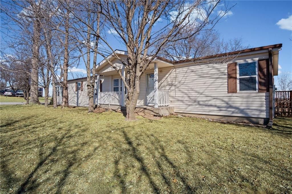 7473 Rawlins Road, Atchison, KS 66002
