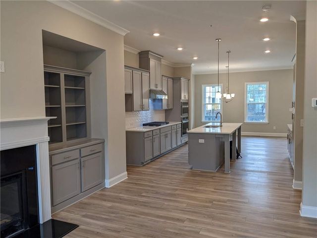 225 Spike Trail, Smyrna, GA 30080