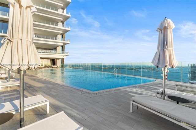 300 Biscayne Boulevard Way 2105W, Miami, FL 33131