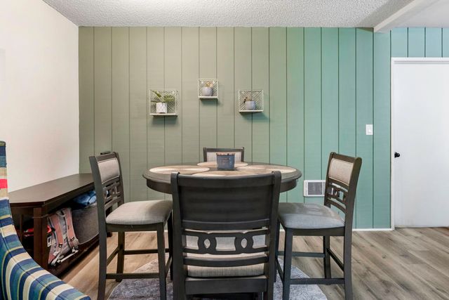 1000 W Macarthur Boulevard 61, Santa Ana, CA 92707