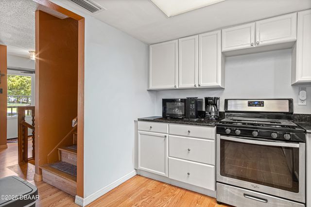 1319 S Paradise Lane, Daytona Beach, FL 32119