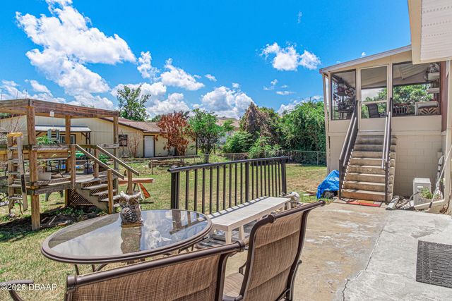 1319 S Paradise Lane, Daytona Beach, FL 32119