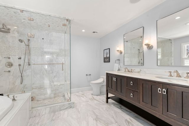 389 Grove St, Needham, MA 02492