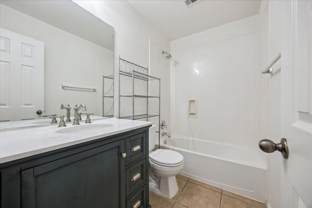 43 White Magnolia CIR, Austin, TX 78734