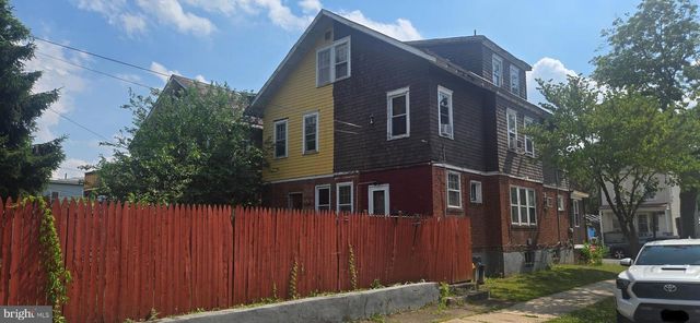 302 CLEVELAND AVE, Trenton, NJ 08629