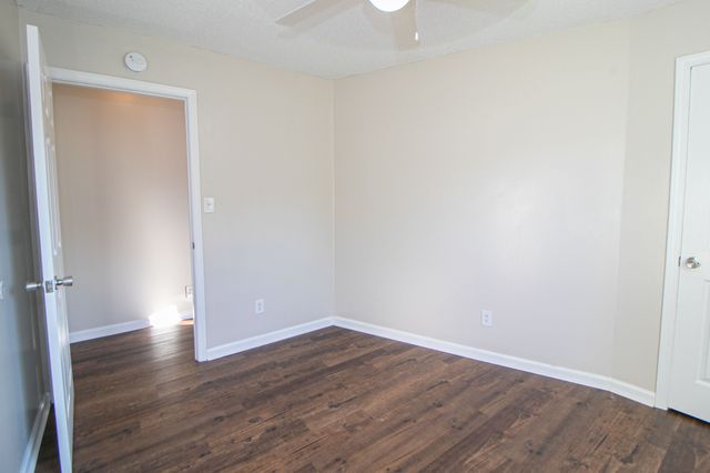 529 Indian Ave, Oak Grove, KY 42262