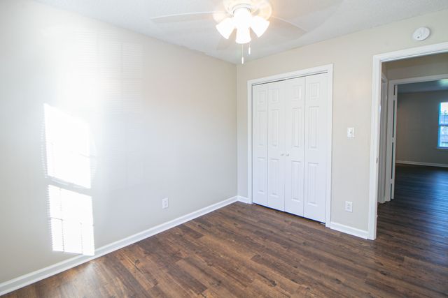 529 Indian Ave, Oak Grove, KY 42262