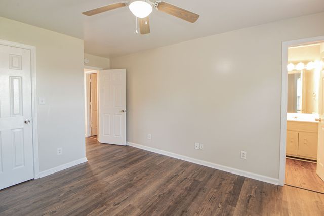 529 Indian Ave, Oak Grove, KY 42262