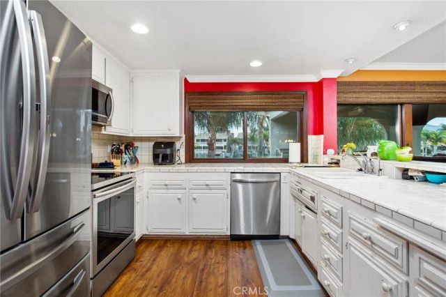 30084 Point Marina, Canyon Lake, CA 92587