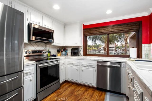 30084 Point Marina, Canyon Lake, CA 92587