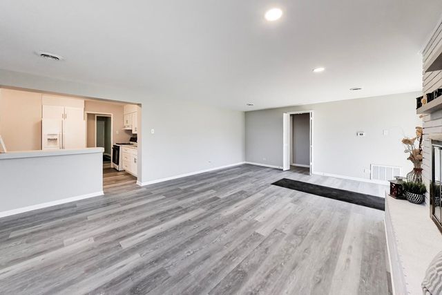 1455 Burnham Avenue, Calumet City, IL 60409