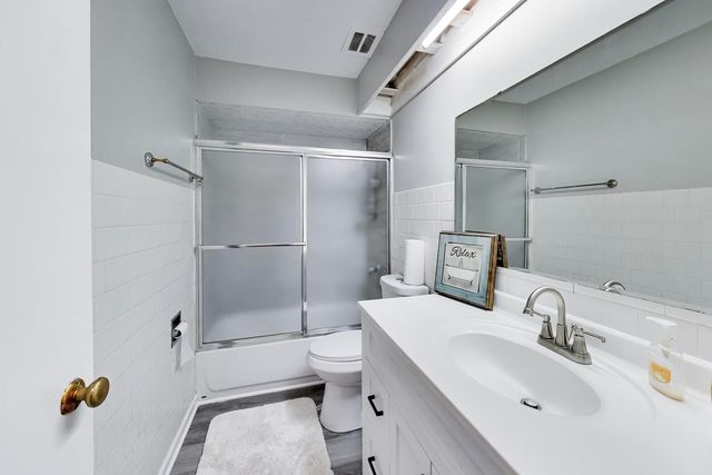 1455 Burnham Avenue, Calumet City, IL 60409