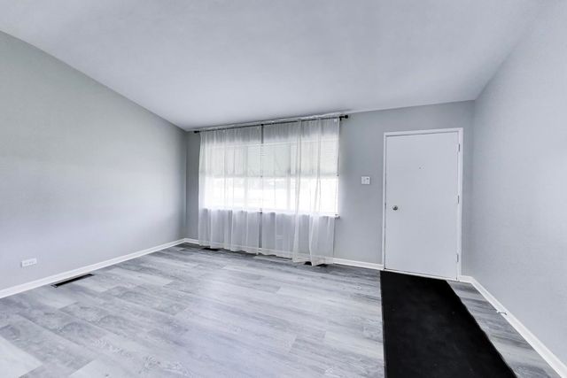 1455 Burnham Avenue, Calumet City, IL 60409