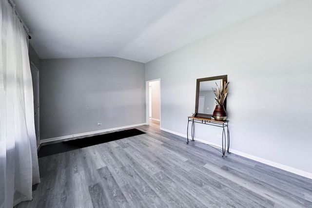 1455 Burnham Avenue, Calumet City, IL 60409