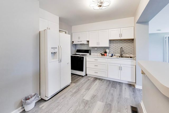 1455 Burnham Avenue, Calumet City, IL 60409