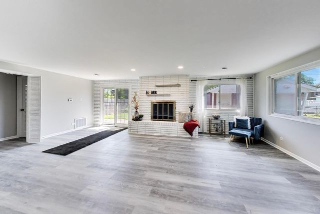 1455 Burnham Avenue, Calumet City, IL 60409