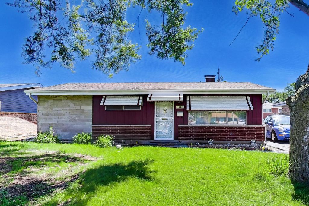 1455 Burnham Avenue, Calumet City, IL 60409