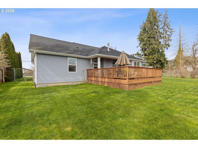 561 Nw EVANS St, Sheridan, OR 97378