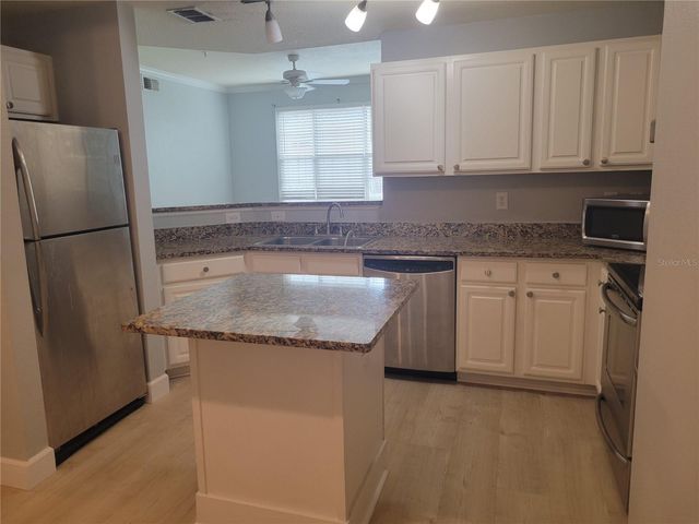 501 KNIGHTS RUN AVENUE 1113, Tampa, FL 33602