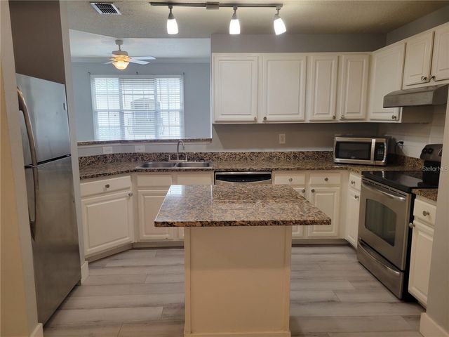 501 KNIGHTS RUN AVENUE 1113, Tampa, FL 33602