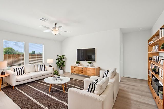 1022 Eagle Run Lane, Lavon, TX 75166